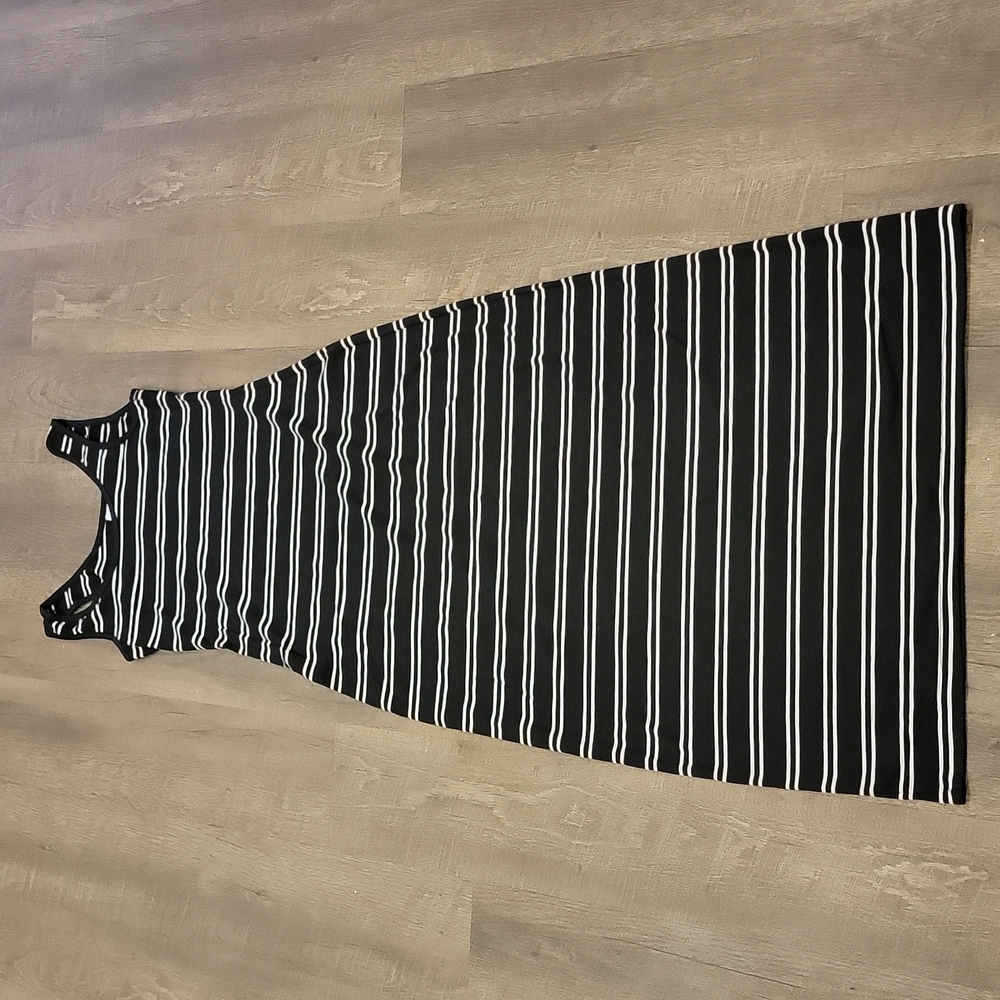 Bundle 3 items for $10. Now women's tank maxi dress.